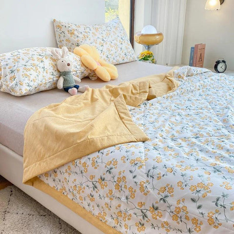 Summer Thin Quilt Comforter Soft Air conditioning Four-season Quilt Duvet Blanket Bed Blanket Bed Silky Comforter Lightweight