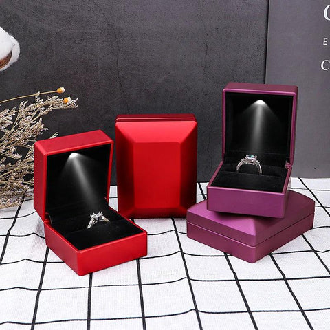 Top Grade LED Jewelry Gift Box Engagement Wedding Ring Display Box with LED Light Earrings Necklace Bracelet Package Cases