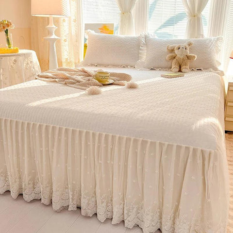 Quilted Cotton Flowers Lace Bed Skirt, Bedspread, Bed Sheet, Bed Cover, Pillowcases, 2/3Pcs Luxury Princess Wedding Bedding Set