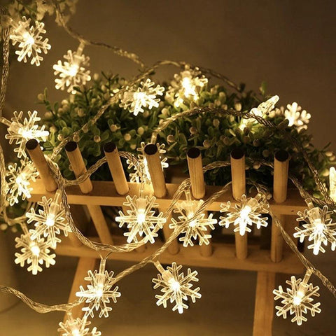 1/3/6M LED Snowflake Fairy Lights Battery/USB Power Copper Wire Garland Light New Year Garden Wedding Living Room Decoration