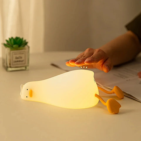 New Adorable and cute rechargeable silicone duck-shaped night light for kids' bedtime - Perfect soft lamp - Lovely portable deco