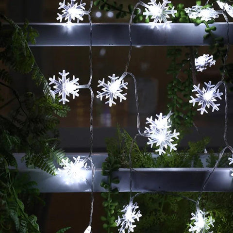 1/3/6M LED Snowflake Fairy Lights Battery/USB Power Copper Wire Garland Light New Year Garden Wedding Living Room Decoration