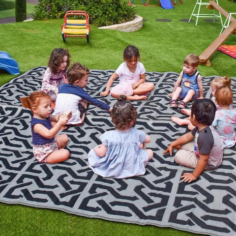 9' X 12' Outdoor Rug, Plastic Straw Rugs, Large Floor Mat and Rugs, Outdoor Rug