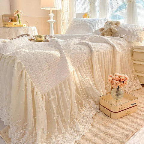 Quilted Cotton Flowers Lace Bed Skirt, Bedspread, Bed Sheet, Bed Cover, Pillowcases, 2/3Pcs Luxury Princess Wedding Bedding Set